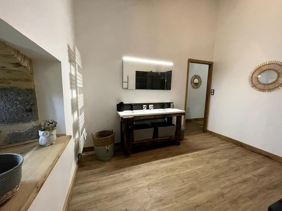 Ferienhaus A La Campagne Au Bord D'un 8 Personnes *