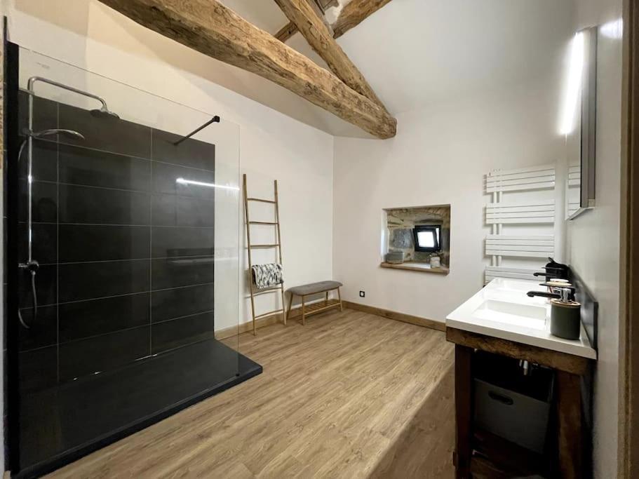 A La Campagne Au Bord D'un 8 Personnes Ferienhaus